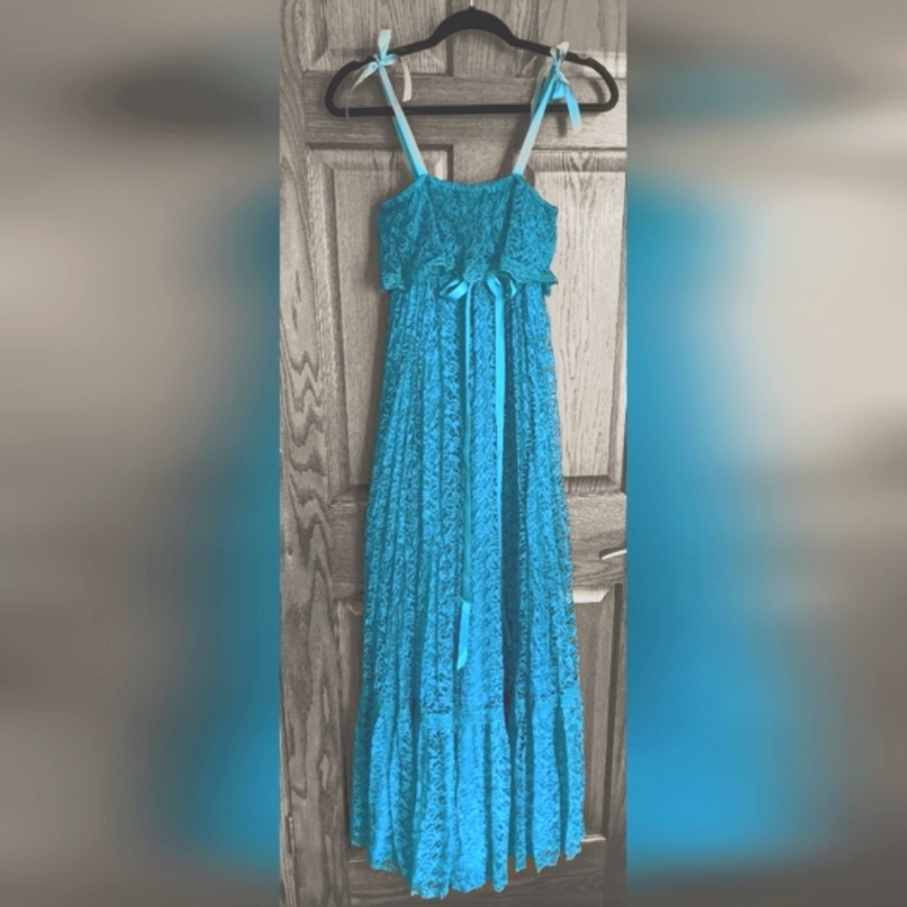 Vintage 1970s Teal Pleated Lace Formal size 9